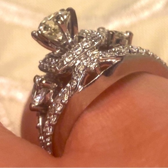 Final price exclusive Dimond Ring Paris wedding engagement anniversary proposal - Picture 9 of 10